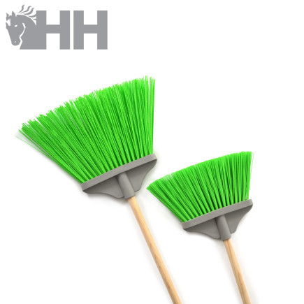 ESCOBA HH FIBRA SINTÉTICA