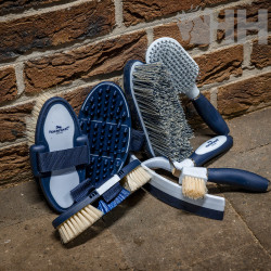 JUEGO LIMPIEZA HORSEWARE NEWMARKET
