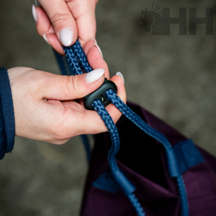 RED HENO HORSEWARE REVIVE