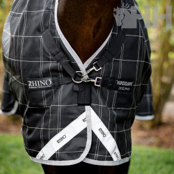MANTA RHINO WUG TURNOUT EXTERIOR VL MEDIUM (250g)