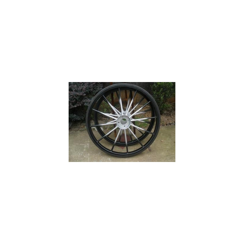 RUEDA COMPLETA MACIZA