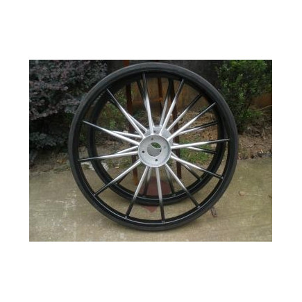 RUEDA COMPLETA MACIZA